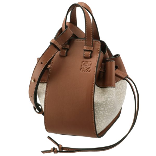 a538v07x1100632426 Loewe Hammock Anagram Shoulder Bag Beige Brown