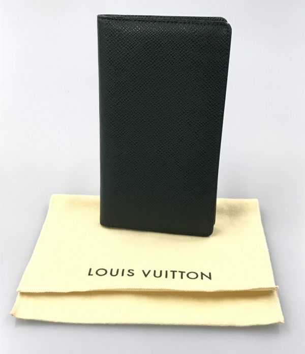 abo0062337 7 Louis Vuitton Notebook Cover Agenda Posh Green