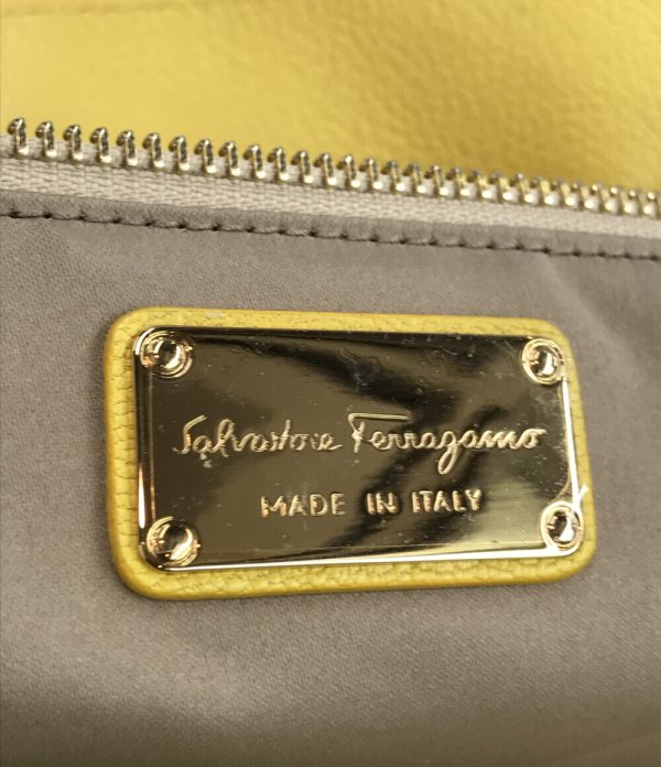 abo0071047 4 Salvatore Ferragamo 2way Tote Bag Shoulder Yellow