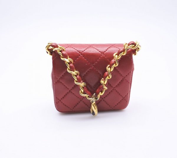 ai tdc 017796 4 Chanel Chain Charm Vintage Mini Matelasse Pouch Red