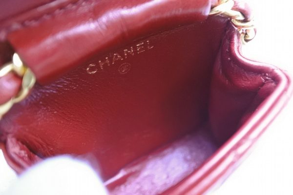 ai tdc 017796 8 Chanel Chain Charm Vintage Mini Matelasse Pouch Red