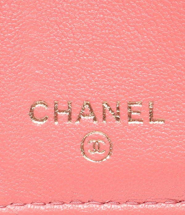 aol0118572 4 Chanel Trifold Wallet Pink