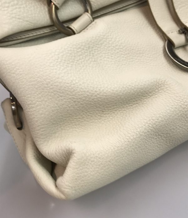 aol0123956 8 Salvatore Ferragamo Handbag Shoulder Gancini White