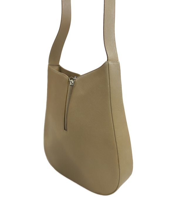 aol0125488 2 Salvatore Ferragamo Shoulder Bag Beige