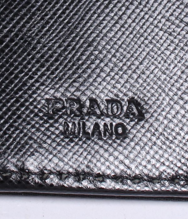 aol0129566 4 Prada Tri fold Wallet Black