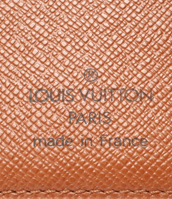 aol0129620 4 Louis Vuitton Notebook Cover Agenda MM Brown