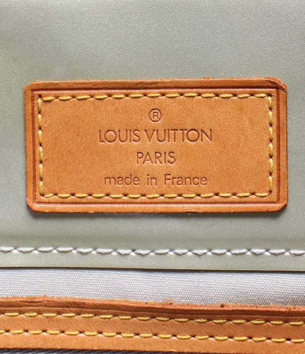 aol0131824 4 Louis Vuitton Handbag Gris Lido PM Vernis Silver