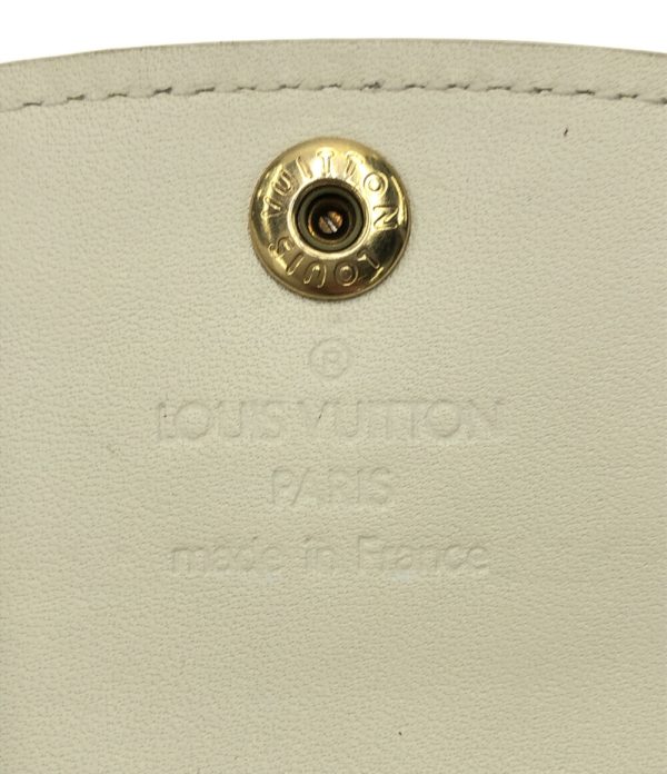 aol0132536 4 Louis Vuitton Pouch Unvelop Plat Vernis White