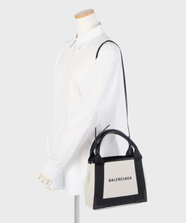 bhe0000000003 1 Balenciaga Tote Bag Handbag White