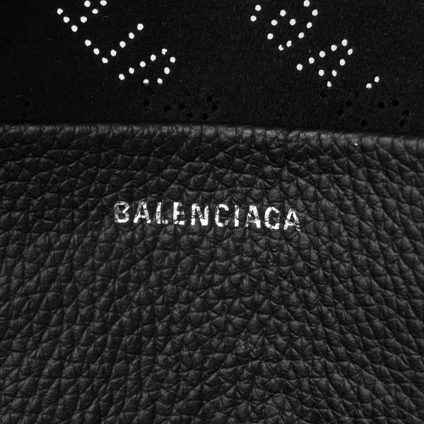 bl6792672107n1000 7 Balenciaga Everyday Shoulder Bag Leather Black