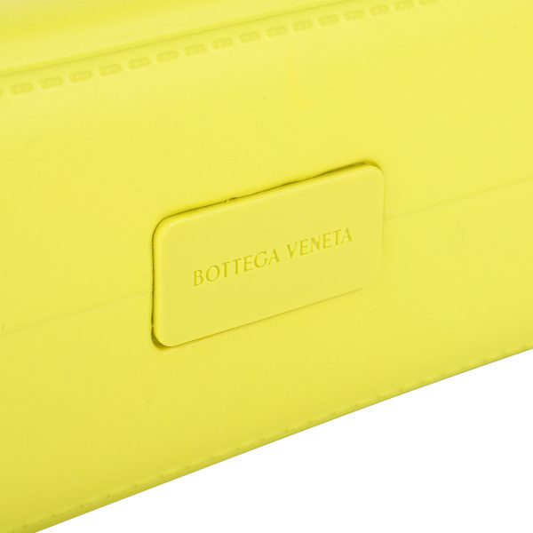 bo691194v14i03516 7 BOTTEGA VENETA The Arco RUBBER TOTE Handbag Yellow