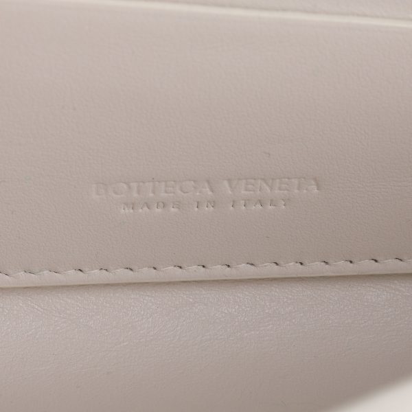 bo702034v1c309007 8 Bottega Veneta Point Lock Small Clutch Bag Leather White