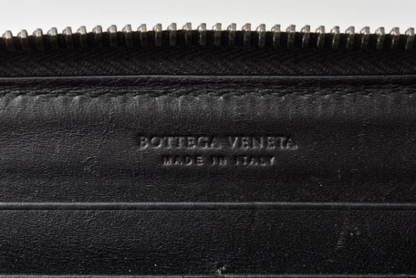 bv 201005 16 8 Bottega Veneta Long Wallet Round Zipper Wallet Black