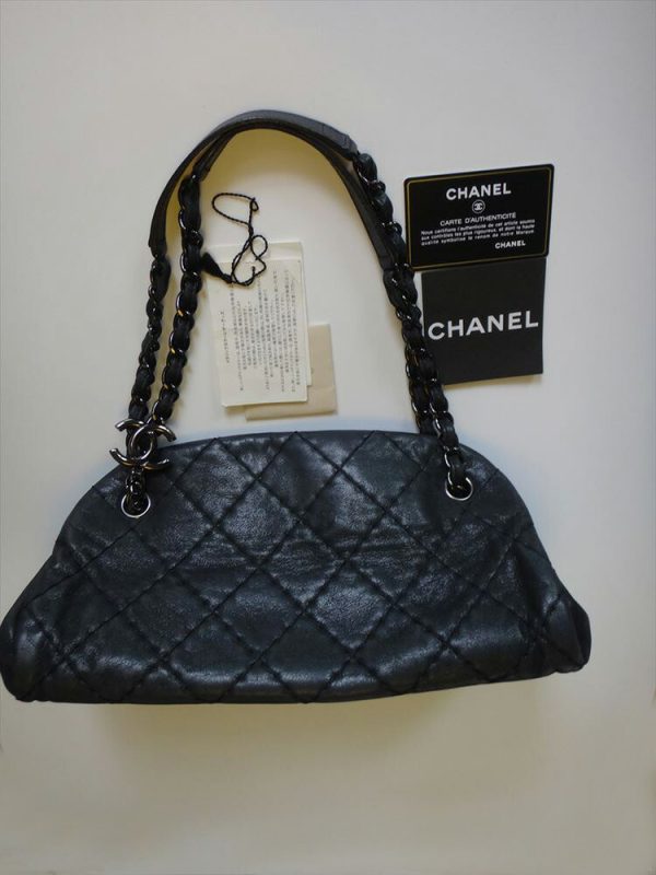 c17 4187 1 Chanel Metallic Vintage Leather Chain Shoulder Bag Black