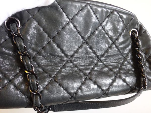 c17 4187 20 Chanel Metallic Leather Chain Shoulder Bag Black