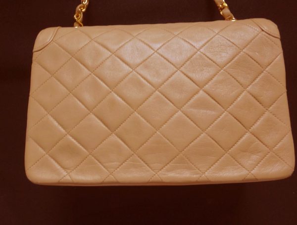 c81 5131 003 Chanel Matelasse Chain Leather Shoulder Bag Beige