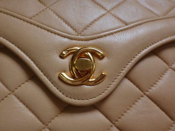 c81 5131 008 Chanel Matelasse Chain Leather Shoulder Bag Beige