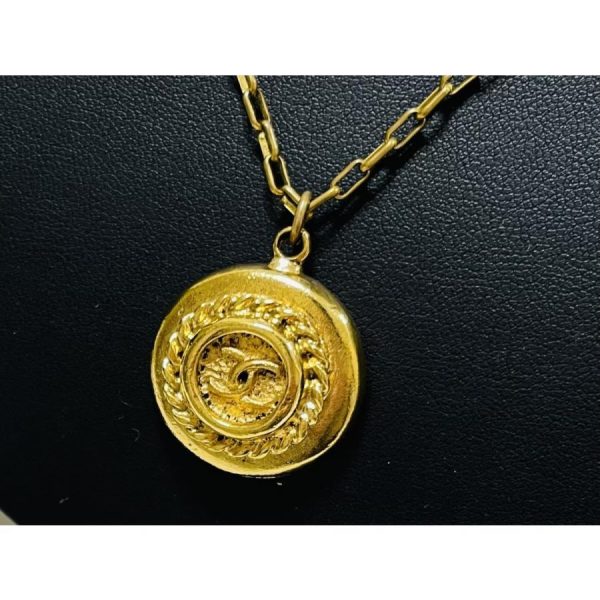 compass1681107864 Chanel Coco Mark Vintage Small Round GP Metal Necklace Gold