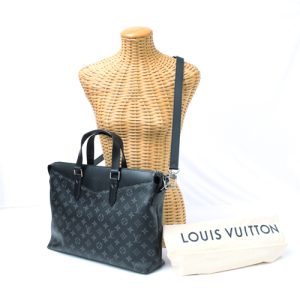 e001 Louis Vuitton Multi Pochette Accessoires Monogram Brown Shoulder Bag