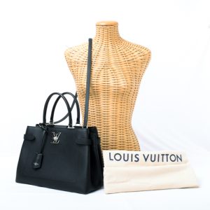 e009 Burberry Icon Striped Leather Tote Bag