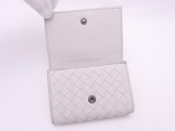 e52984 3 Bottega Veneta Trifold Wallet Intrecciato Leather White