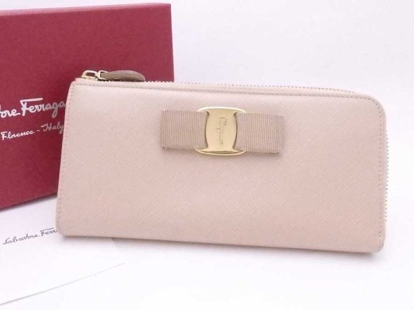 e53170a Salvatore Ferragamo L shaped Zipper Long Wallet Leather Light Beige Gold