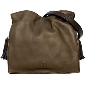 f 18455 1 Louis Vuitton lock Me Hippo Tote Bag Brown