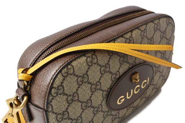 g 19 061 3 Gucci Tiger GG Supreme Shoulder Clutch Bag Brown Beige