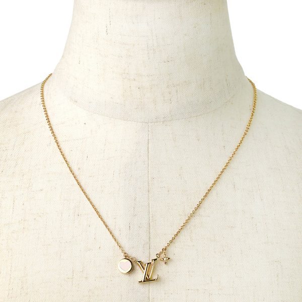 glvm01424 6 Louis Vuitton Necklace Iconic Heart Gold