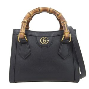 gu0574 1 Givenchy Black Bag Fall Winter 2024