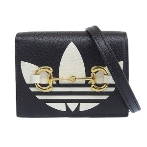 gu0585 1 LOEWE T Pocket Shoulder Bag Black