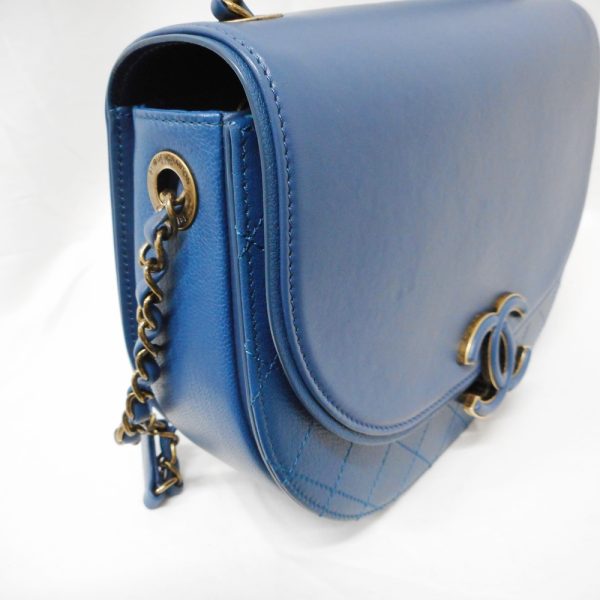 id12251 5 Chanel Super Vintage Chain Shoulder Bag Blue