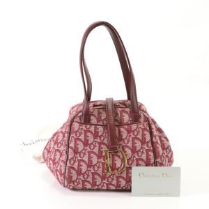 img 01685280 Louis Vuitton Pochette Felicie Chain Shoulder Bag Leather Red