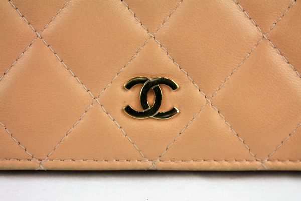 imgrc0070902203 Chanel Zipper Long Wallet Matelasse Beige