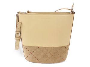 imgrc0073198802 Louis Vuitton Pochette Jules PM Clutch Bag Monogram Canvas White