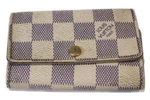 imgrc0073463117 Louis Vuitton Vermer Pochette Damier