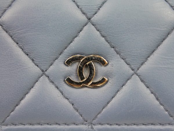 imgrc0074190826 Chanel Round Zipper Long Wallet Matelasse Blue