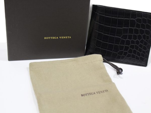 imgrc0075342032 Bottega Veneta Bifold Wallet Leather Black