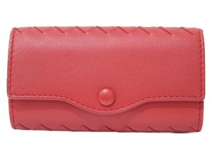 imgrc0076990380 Louis Vuitton Portefeuille Comet Parnacea L shaped Zipper Wallet Leather Magnolia Long Wallet Handbag