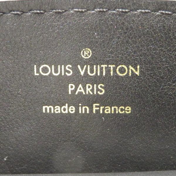 imgrc0077384044 Louis Vuitton Wave Leather Chain Shoulder Bag Black