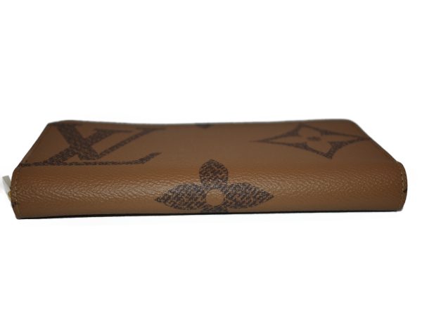 imgrc0077743763 Louis Vitton Zippy Wallet Giant Light Brown Black