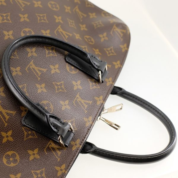 imgrc0078741151 LOUIS VUITTON 2WAY Business Shoulder Bag