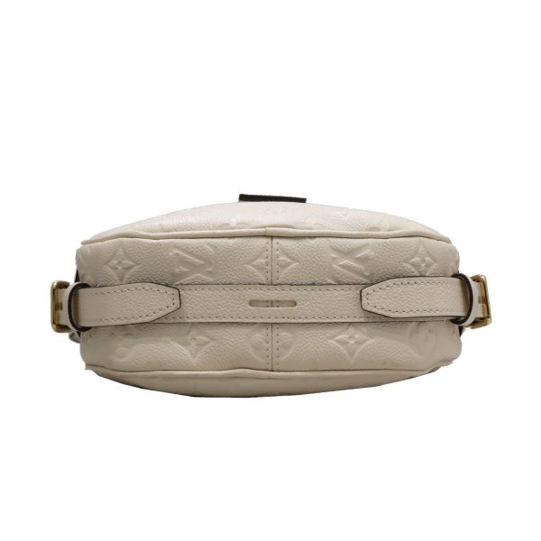 imgrc0078932904 Louis Vuitton Boite Chapeau Souple Shoulder Claim