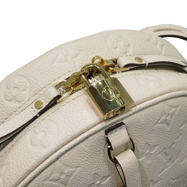 imgrc0078932915 Louis Vuitton Boite Chapeau Souple Shoulder Claim