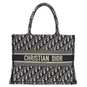 imgrc0083719164 Christian Dior Book Tote Medium Petite Fleur Embroidery White