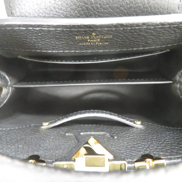 imgrc0084794113 LOUIS VUITTON Capucines Messenger Crossbody Shoulder Bag Black