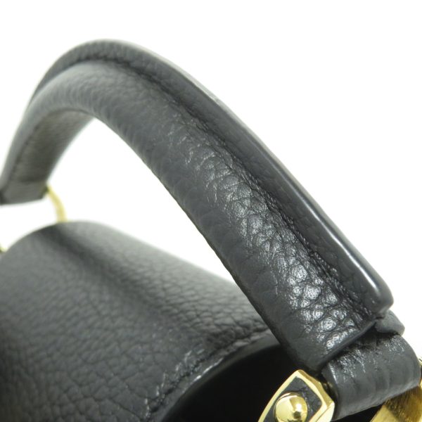 imgrc0084794118 LOUIS VUITTON Capucines Messenger Crossbody Shoulder Bag Black