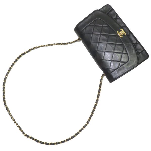 imgrc0085389739 Chanel Matelasse Diana Chain Lambskin Shoulder Bag Black