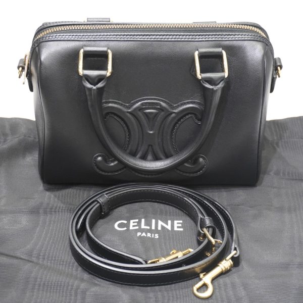 imgrc0085893427 Celine Cuir Triomphe Boston Smooth Calfskin Small Shoulder Bag Black