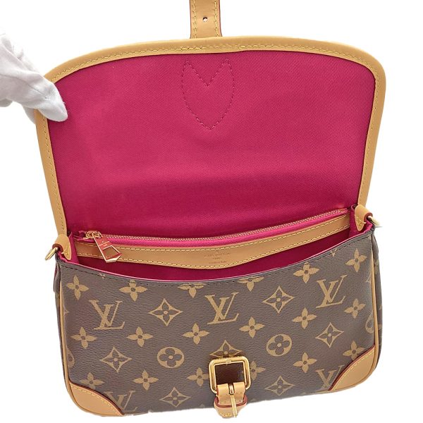 imgrc0085911646 Louis Vuitton Diane NMPM Handbag Monogram Fuchsia